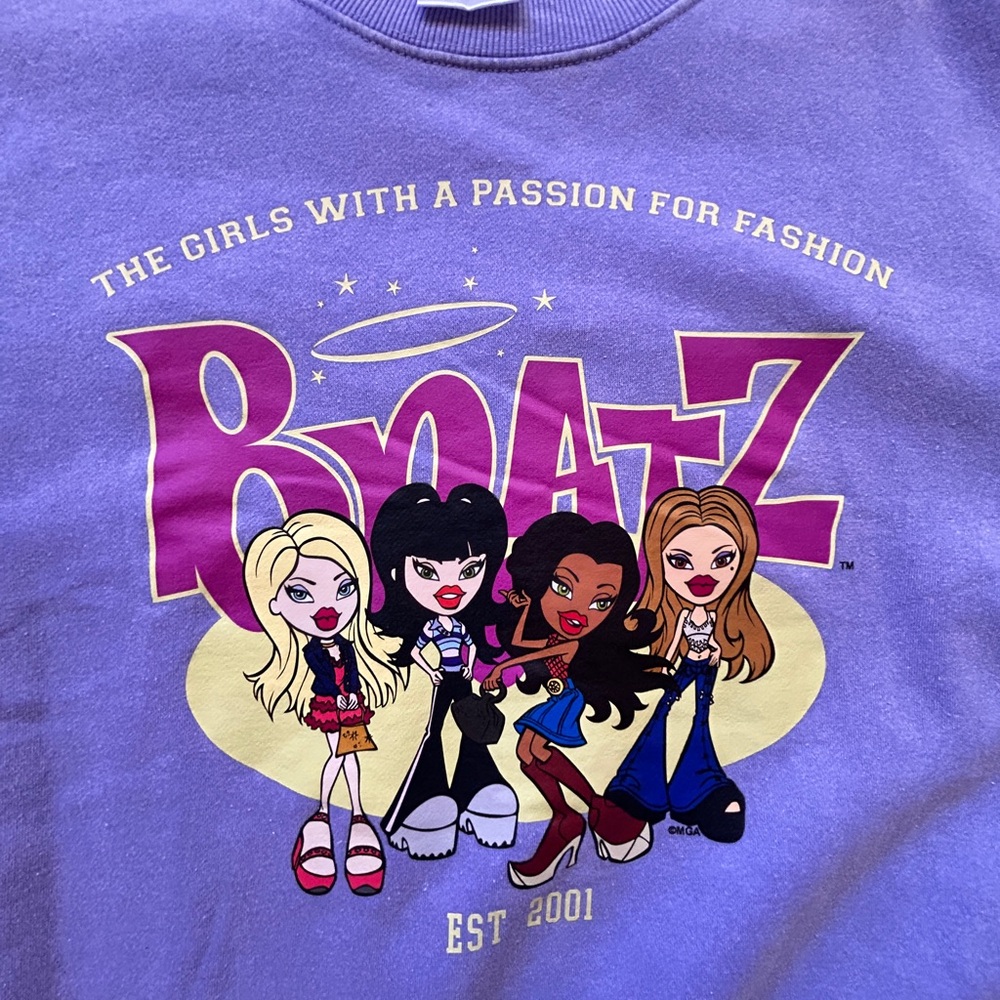 Bratz Graphic Crewneck Sweatshirt - Lavender Purple
